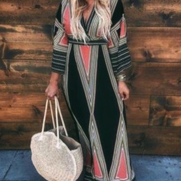 Bohemian maxi dress! Lulu's xs NWT - Picture 6 of 6